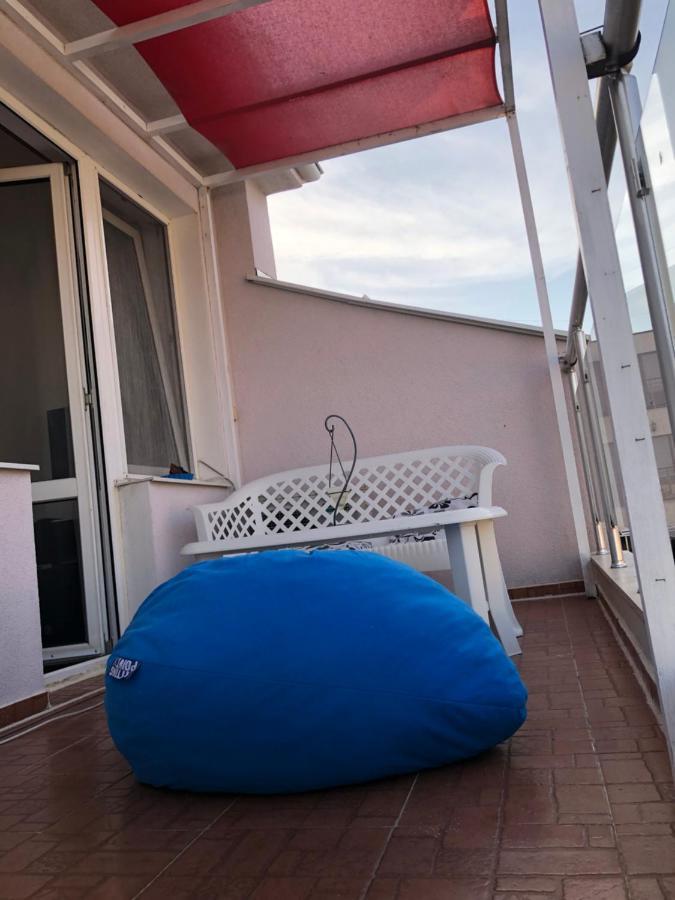 Milos Apartments Pomorie Eksteriør bilde