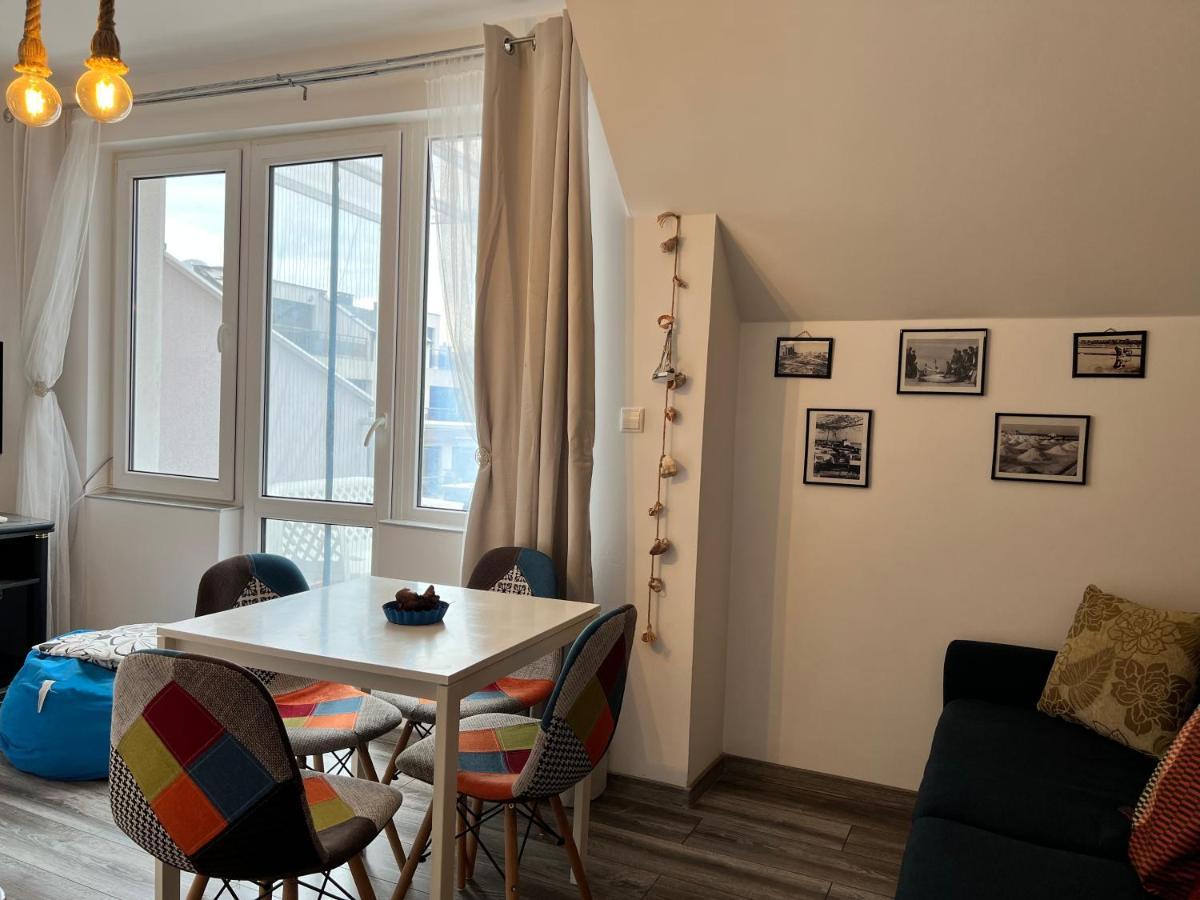 Milos Apartments Pomorie Eksteriør bilde