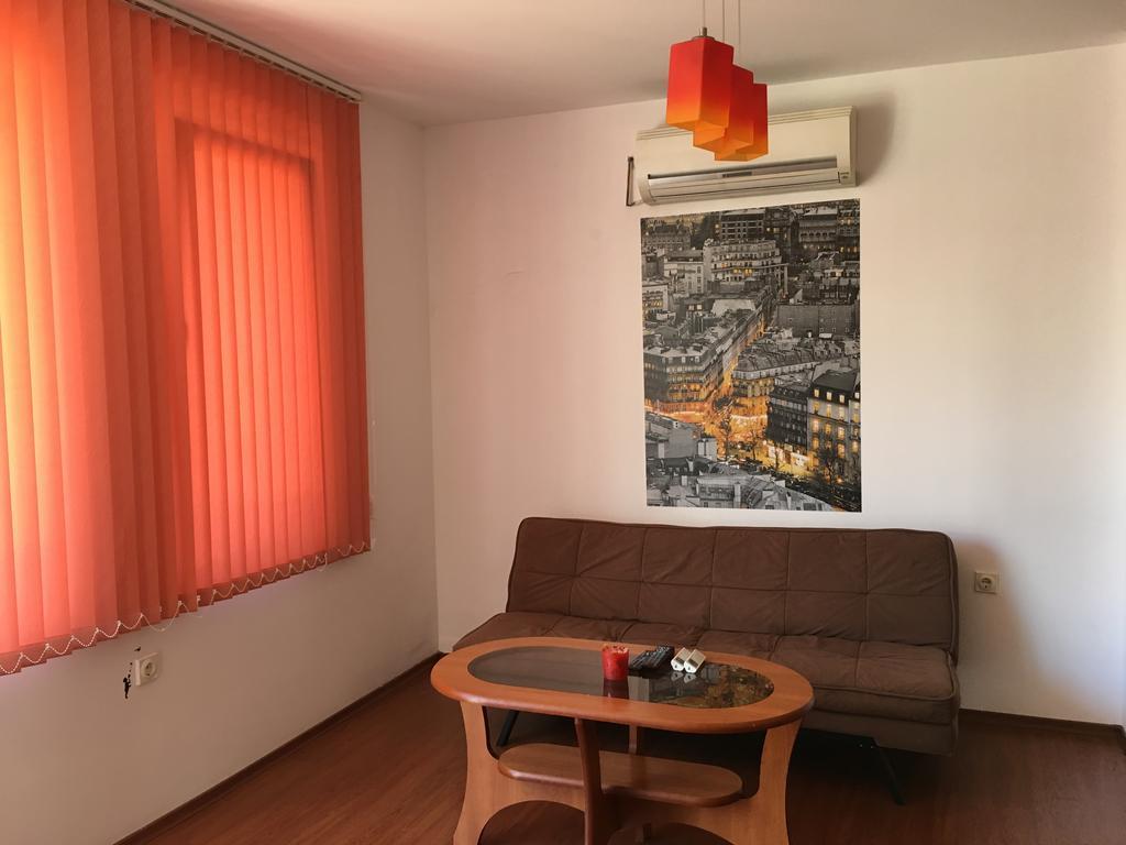 Milos Apartments Pomorie Eksteriør bilde