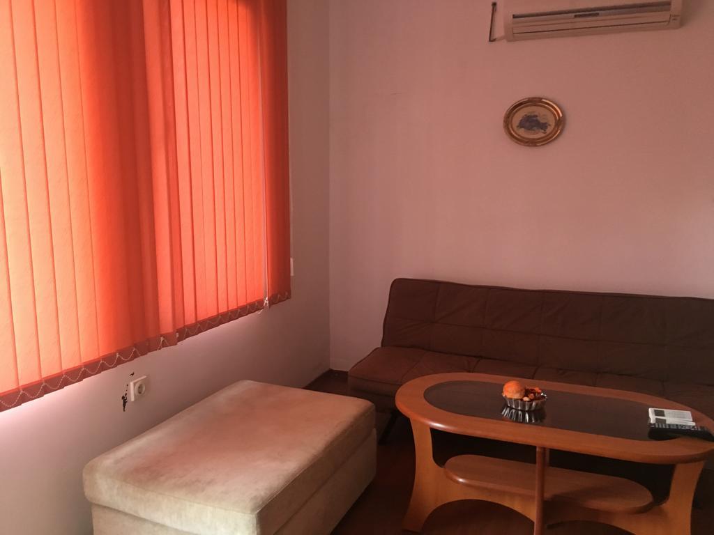 Milos Apartments Pomorie Eksteriør bilde