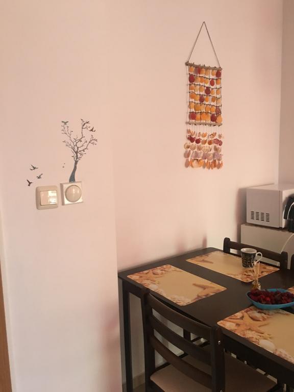 Milos Apartments Pomorie Eksteriør bilde